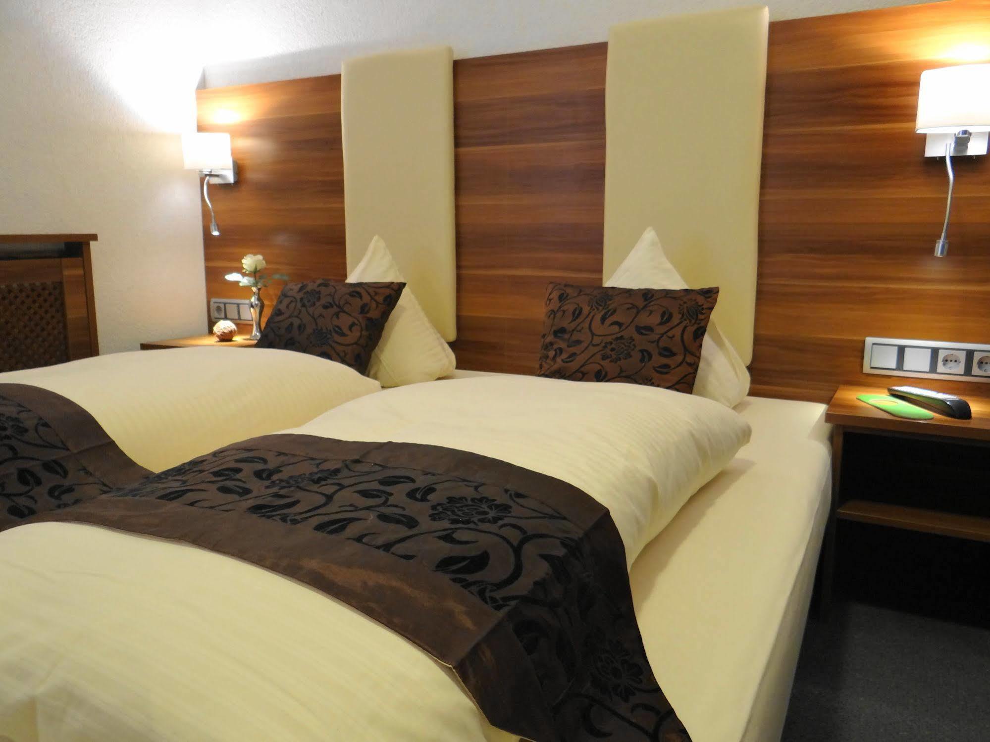 Hotel Schuetzenhof Spa Garden Bürstadt المظهر الخارجي الصورة